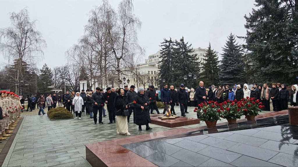 photo_5188454368158617804_y.jpg photo_5188454368158617804_y.jpg