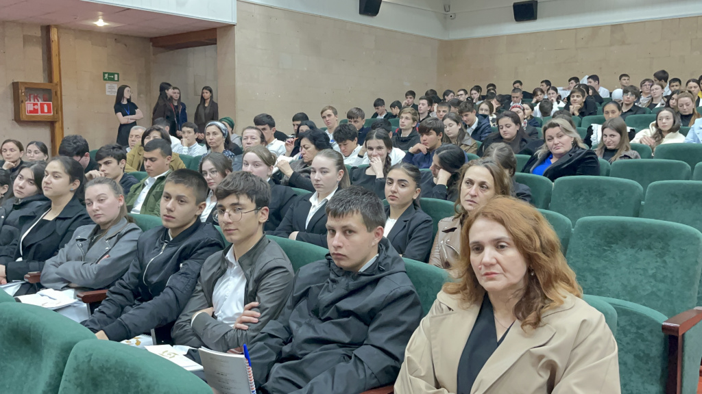 image-14-10-25-12-20.jpeg image-14-10-25-12-20.jpeg