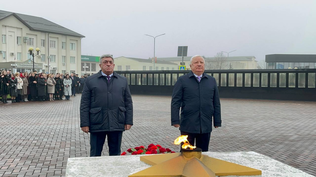 image-09-12-25-03-27.jpeg image-09-12-25-03-27.jpeg