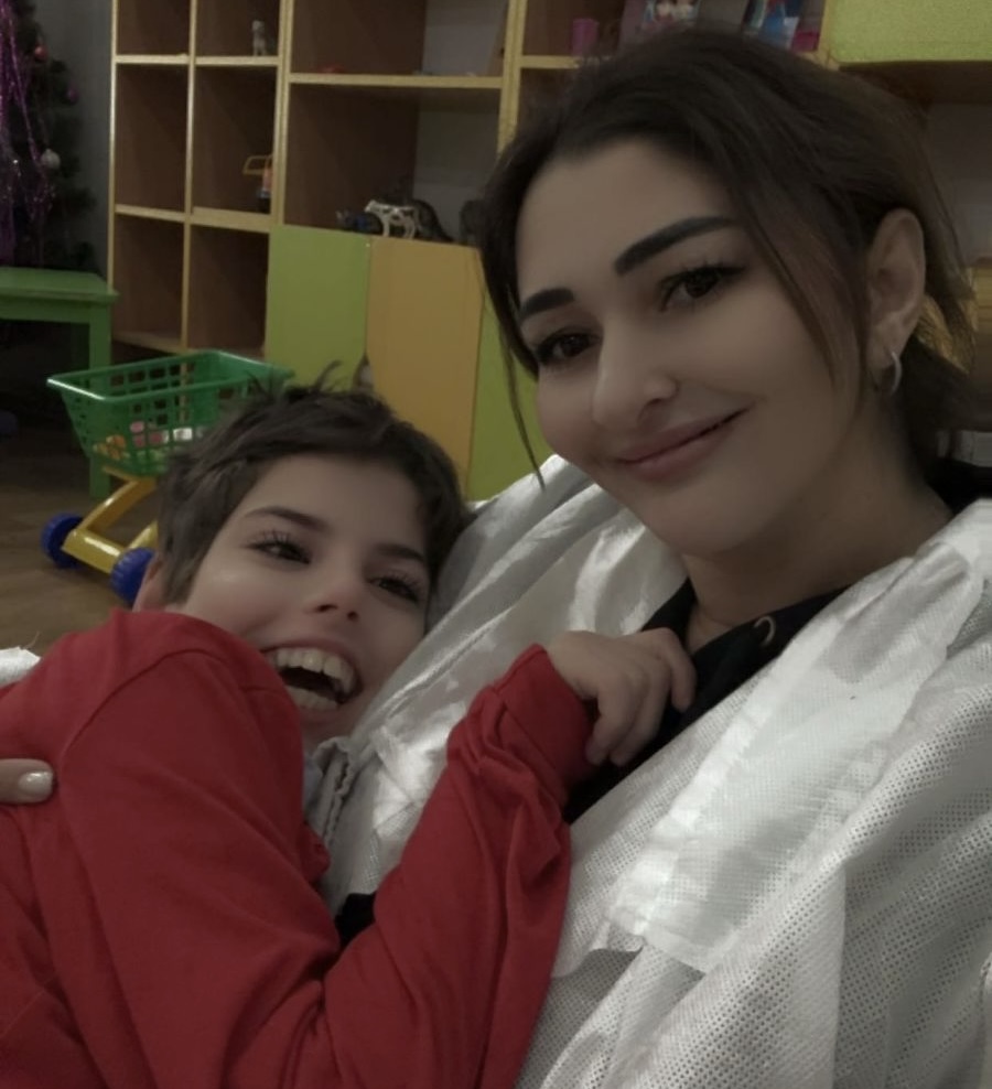 1000356913.jpeg 1000356913.jpeg