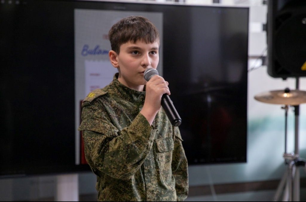 1000391960.jpg 1000391960.jpg