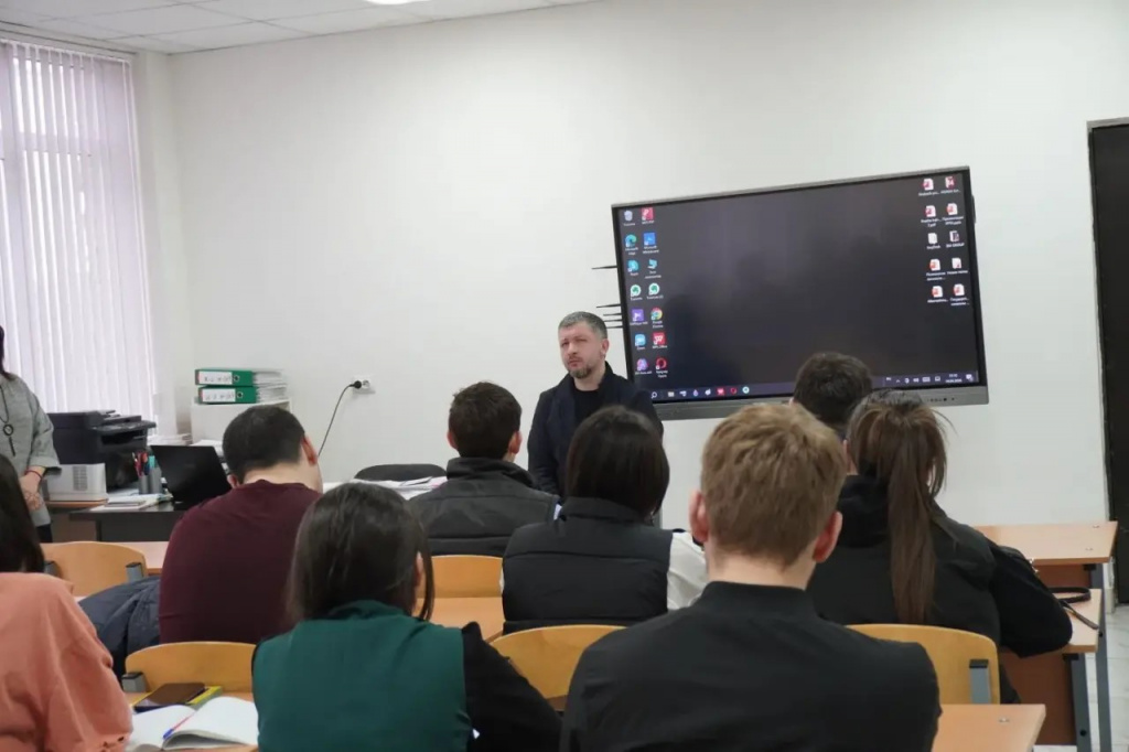 image-15-04-26-02-05-1 (1).jpg image-15-04-26-02-05-1 (1).jpg