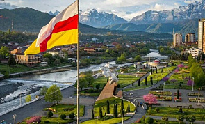 Казбек Коков поздравил жителей Северной Осетии – Алании с Днем республики 