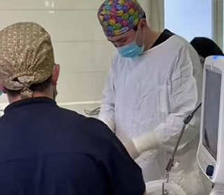 Онкохирурги КБР провели сложную операцию 85-летней пациентке  