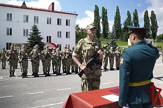 В Кабардино-Балкарии новобранцы Росгвардии приняли Военную присягу