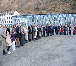 В Тырныаузе превратили остановку в культурный объект