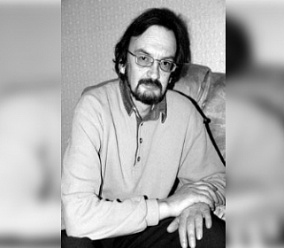 Сегодня день рождения поэта и переводчика Георгия Яропольского