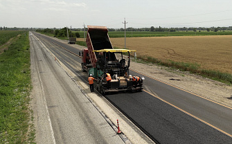 В Кабардино-Балкарии дороги ремонтируют с применением новейших технологий