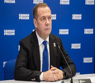 Дмитрий Медведев предостерег участников голосования от попыток скрыть политический статус