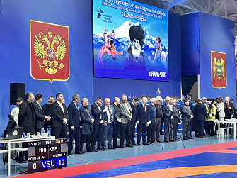 В Гладиаторе стартовал всероссийский турнир по вольной борьбе 