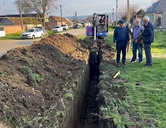 В Инаркое реконструируют водопроводную сеть