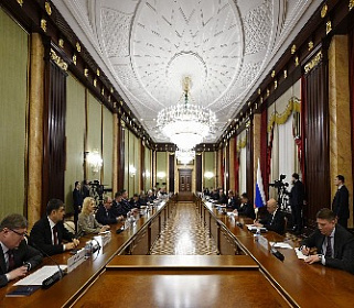 «Единая Россия» и Кабмин подвели промежуточные итоги работы по народной программе партии