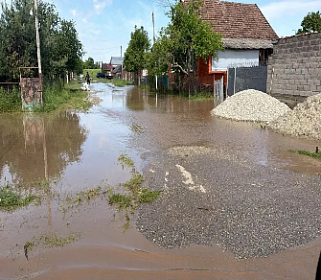 В Озреке частично подтоплена улица Октябрьская