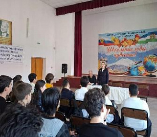 В Чегемском районе полицейские и общественники проводят профилактические встречи  