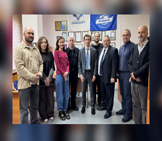 Аскер Бозиев поздравил редакции республиканских СМИ с профессиональным праздником