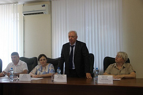 Глава администрации Прохладного посетил встречу предпринимателей