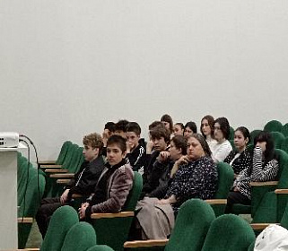 Школьникам и студентам Нальчика рассказали о политике геноцида
